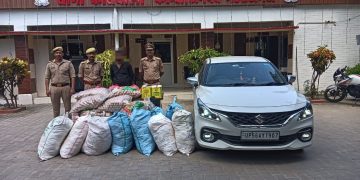 फरेन्दा में तस्करी के सामान पर पुलिस की बड़ी कार्रवाई, बलैनो कार समेत एक गिरफ्तार