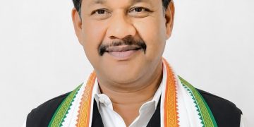 कुसमी: मालिकों की हड़ताल समाप्त होने पर कलेक्टर, एसडीएम, ट्रक मालिक संघ और मीडिया साथियों का आभार