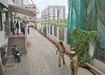 नांदेड में सुखबीर सिंह बादल पर कृपाण से हमला, निहंग के भेष में पहुंचे हमलावर ने किया वार