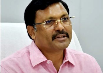 आजम खान पर कार्रवाई करने वाले IAS आंजनेय कुमार सिंह अब यूपी छोड़ेंगे, 7 बार मिल चुका था एक्सटेंशन
