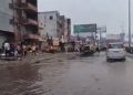 गाजियाबाद। उत्तर प्रदेश के गाजियाबाद में लालकुआं पर नोएडा मोड़ की एक वीडियो सामने आई है,