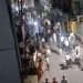 कानपुर में 16 मिनट का अनोखा ऑफर, ‘हर माल 16 रुपये’ सुनते ही गारमेंट शॉप पर टूट पड़ी भीड़