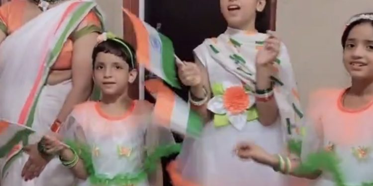 सीमा हैदर के वीडियो के बिना क्या स्वतंत्रता दिवस अधूरा है? सोशल मीडिया पर छाया देशभक्ति का रंग