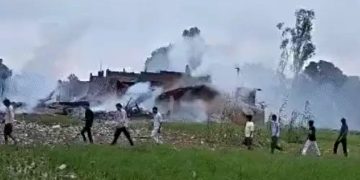 कौशांबी में पटाखा फैक्ट्री में भीषण धमाका, 11 लोगों की मौत; कई घायल, आसपास के मकानों को भी भारी नुकसान