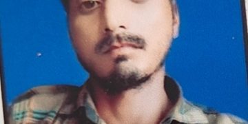 इटावा में गृह क्लेश के बाद युवक ने पेड़ से फंदा लगाकर दी जान, पुलिस ने शुरू की जांच