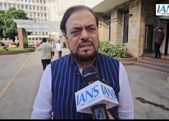 महाराष्ट्र में समाजवादी पार्टी के विधायक अबू आजमी के नाम से एक बयान सोशल मीडिया पर चर्चा में है।
