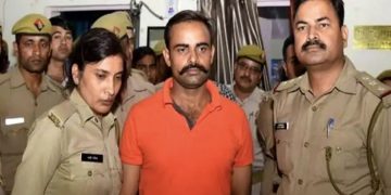 उत्तर प्रदेश की राजधानी लखनऊ में चर्चित विवेक तिवारी हत्याकांड में कोर्ट ने बड़ा फैसला सुनाया है।