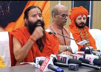 योग गुरु बाबा रामदेव ने साधु-संतों के जीवन, नशे के इस्तेमाल और पतंजलि के देसी घी को लेकर अपनी बात रखी है।