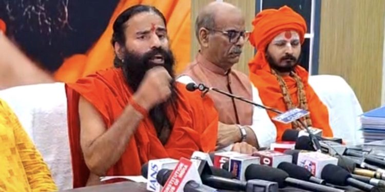 योग गुरु बाबा रामदेव ने साधु-संतों के जीवन, नशे के इस्तेमाल और पतंजलि के देसी घी को लेकर अपनी बात रखी है।
