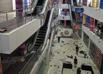 पंजाब की लवली प्रोफेशनल यूनिवर्सिटी (LPU) में छात्रों के विरोध प्रदर्शन