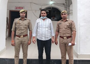 इटावा: फायरिंग के मामले में पुलिस ने एक आरोपी को किया गिरफ्तार, भेजा जेल